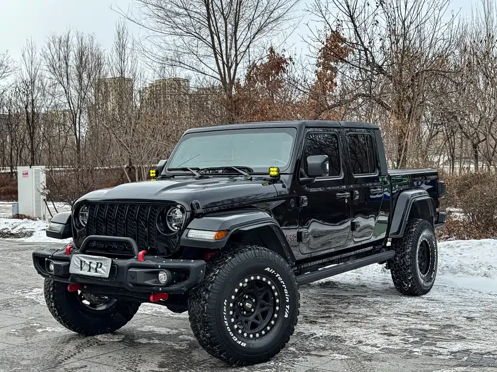 Jeep Gladiator 2023 из CN, фото 4