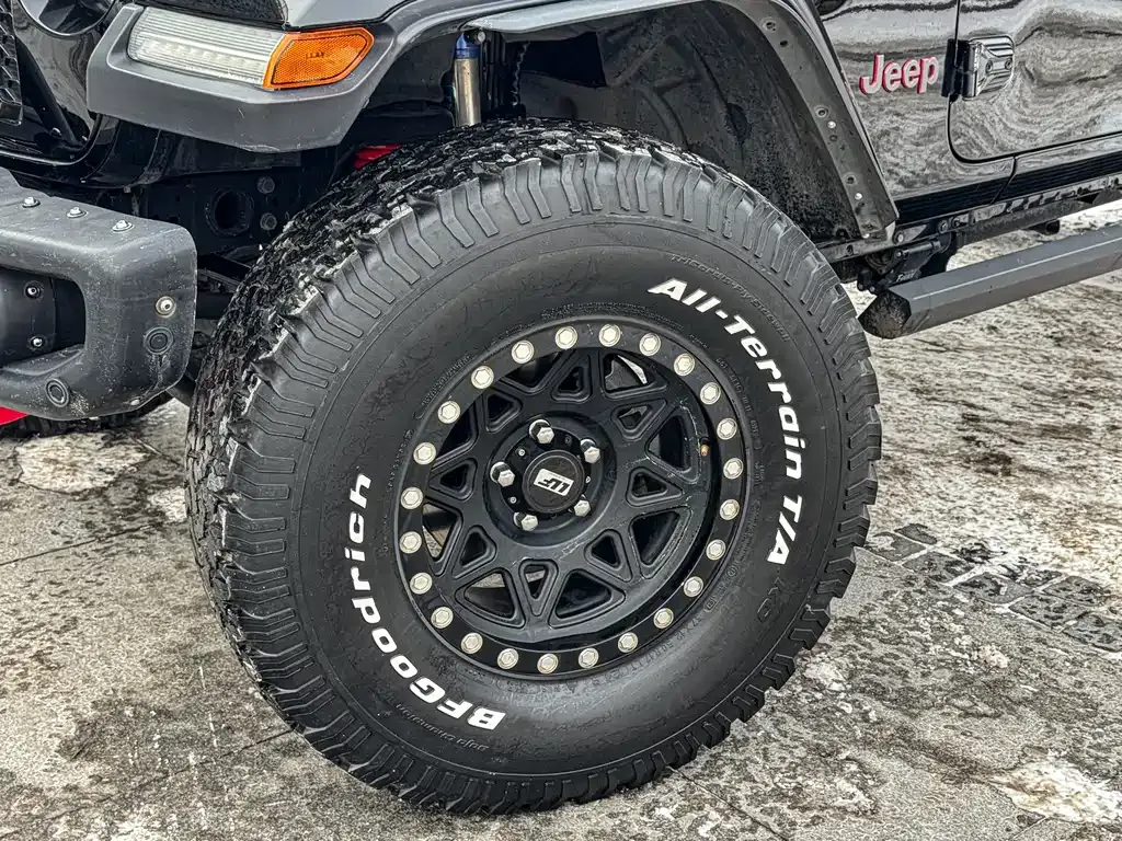 Jeep Gladiator 2023 из CN, фото 6
