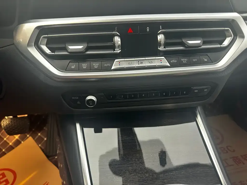 BMW 3 Series 2021 из CN, фото 2
