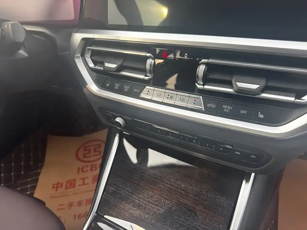 BMW 3 Series 2021 из CN, фото 9