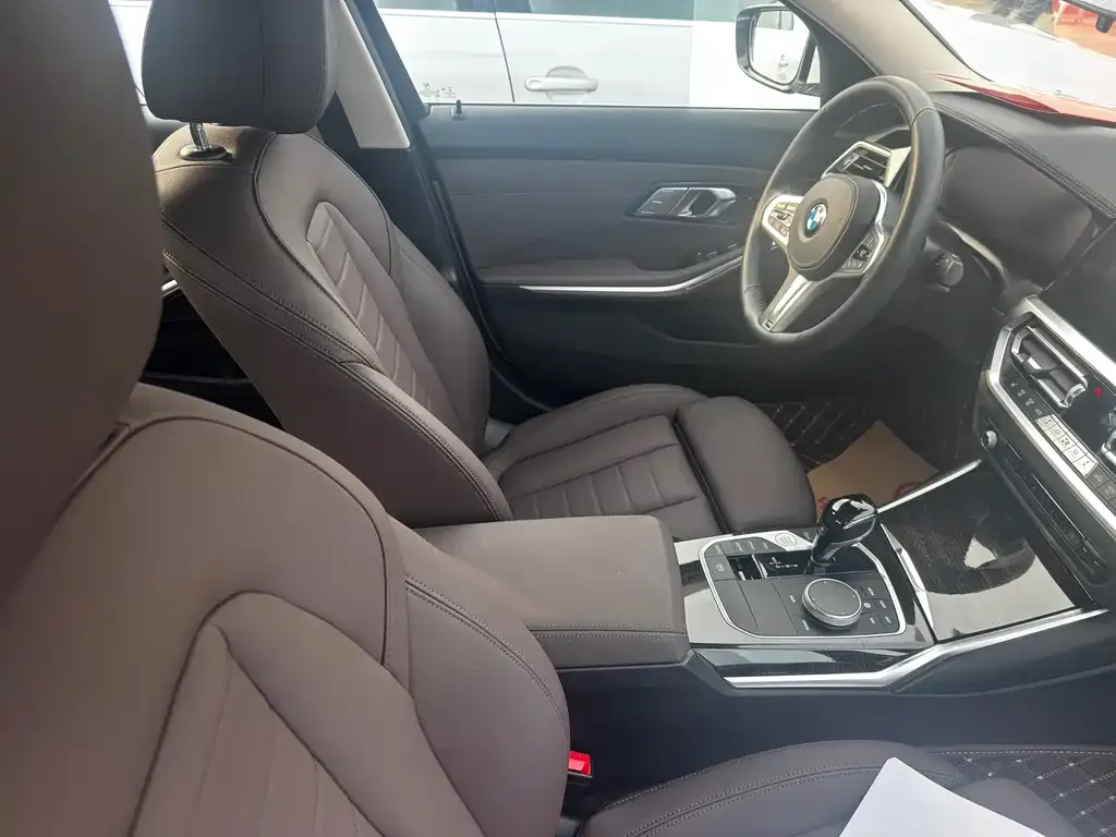 BMW 3 Series 2021 из CN, фото 5