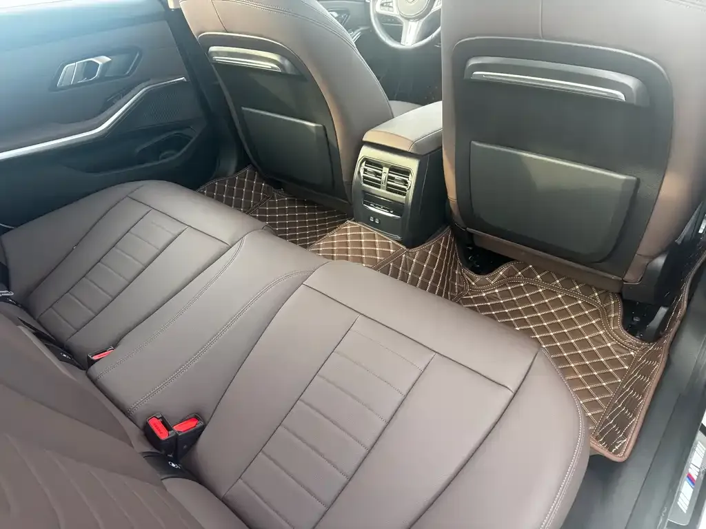 BMW 3 Series 2021 из CN, фото 4