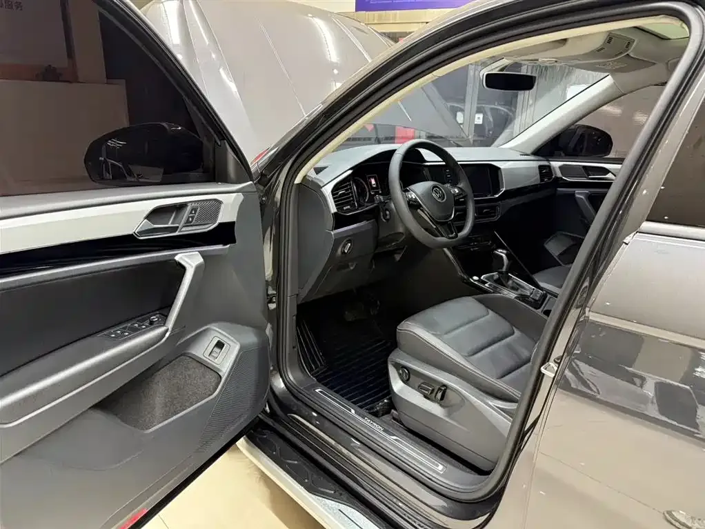 Volkswagen Tayron 2022 из CN, фото 3