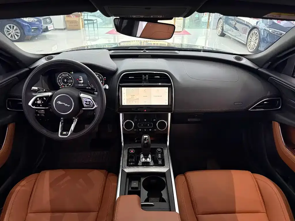 Jaguar XEL 2022 из CN, фото 5