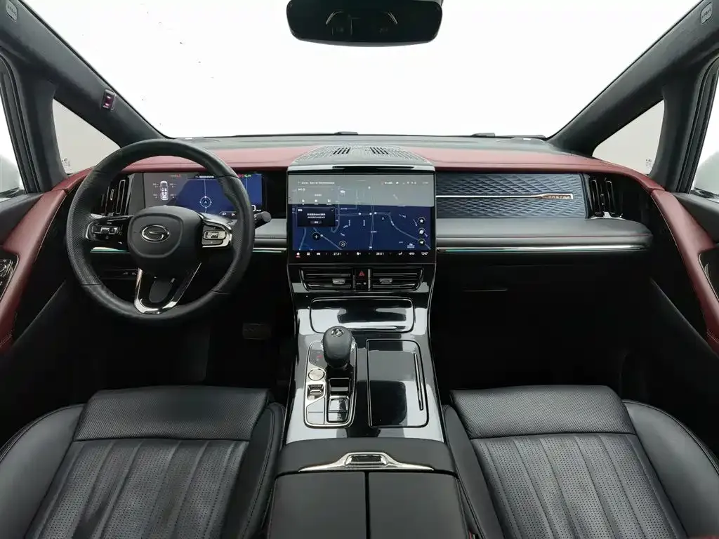GAC Motor Trumpchi M8 — фото 4