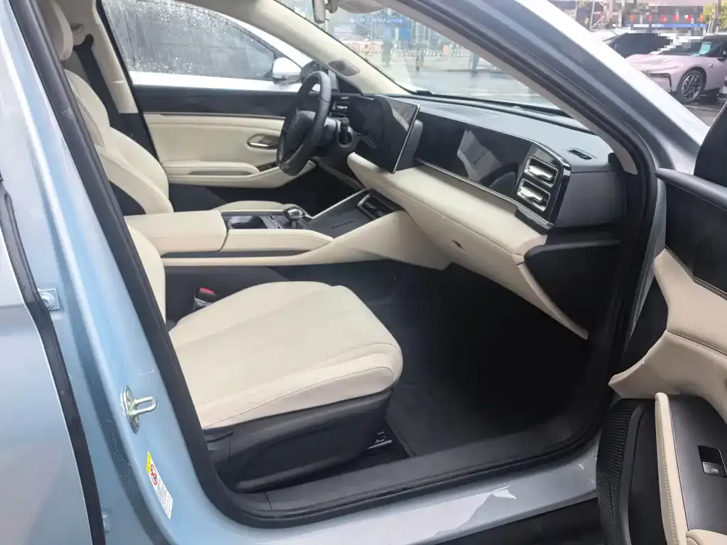 BYD Qin L 2024 из CN, фото 4