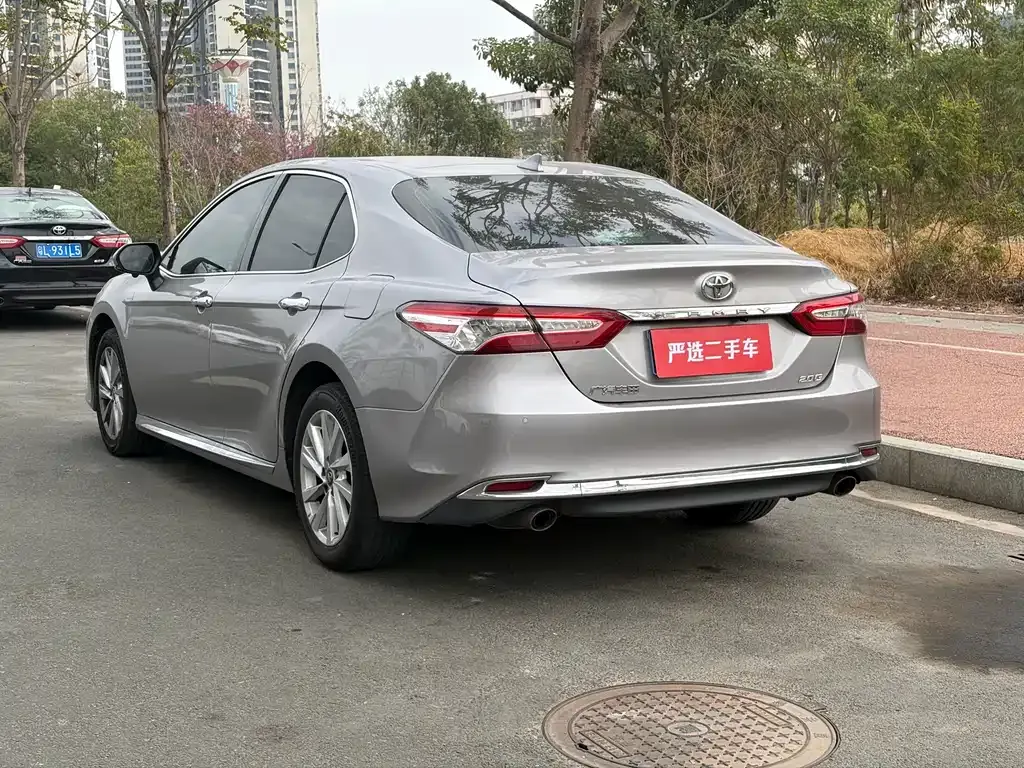 Toyota Camry 2023 из CN, фото 8