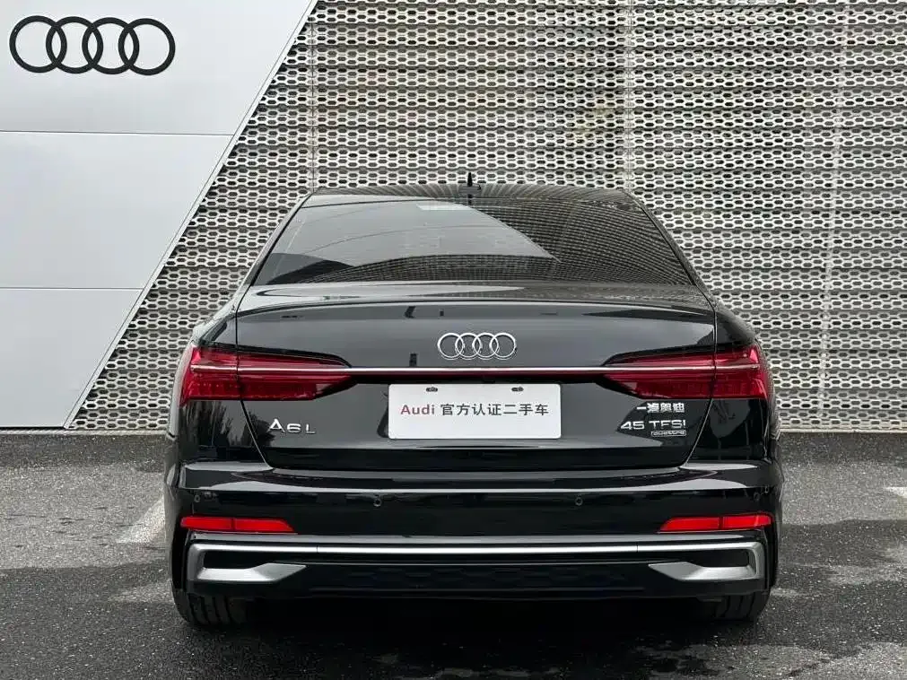 Audi A6L — фото 7