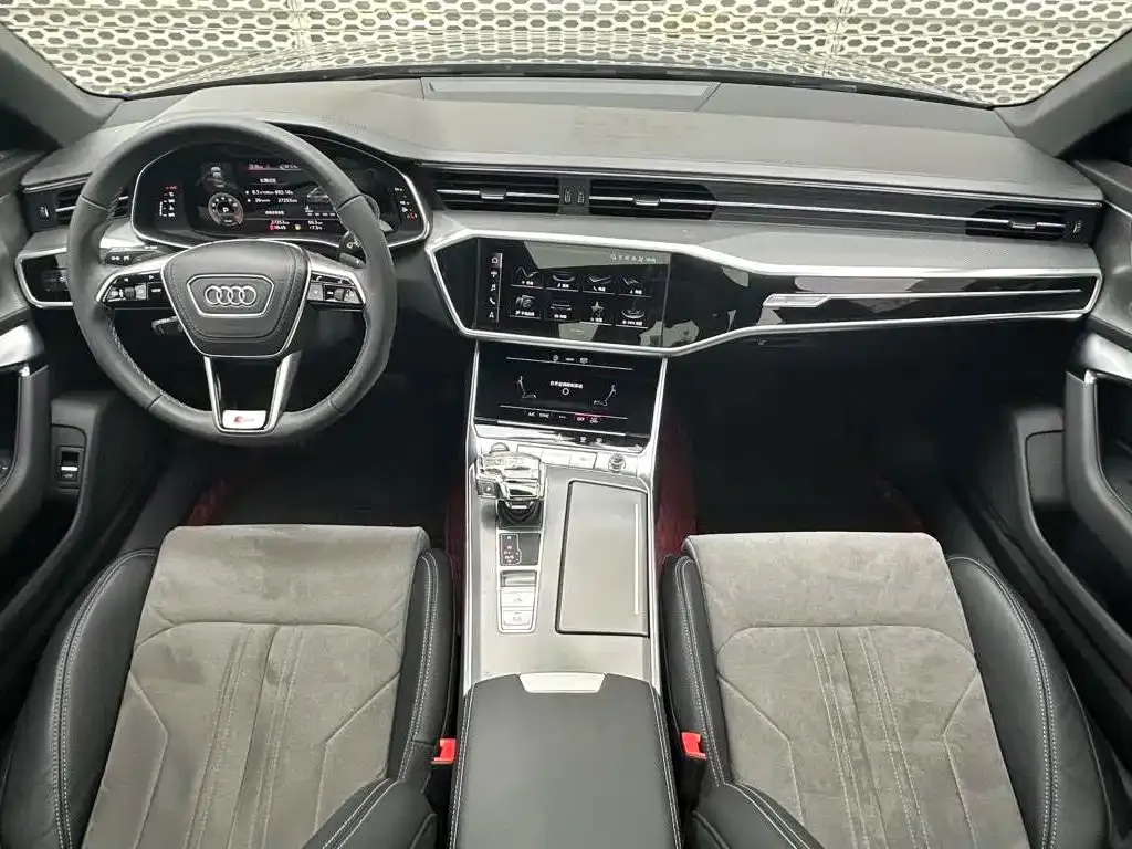 Audi A6L — фото 2