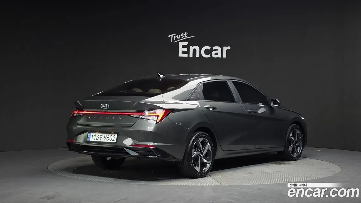 Hyundai AVANTE — фото 3