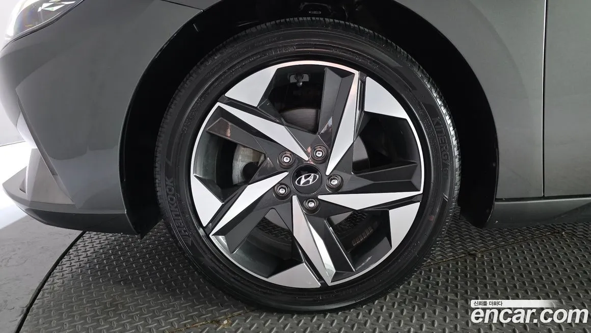 Hyundai AVANTE — фото 9