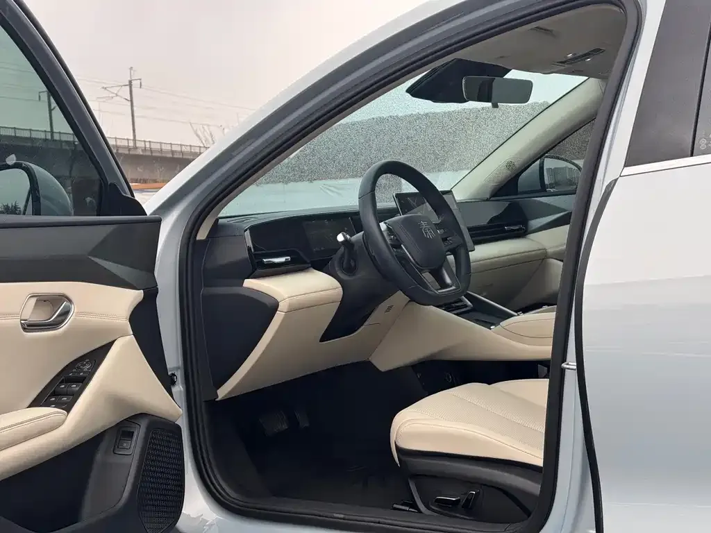 BYD Qin L 2025 из CN, фото 5