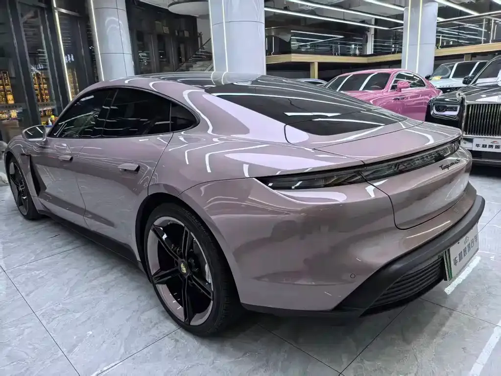 Porsche Taycan 2022 из CN, фото 10