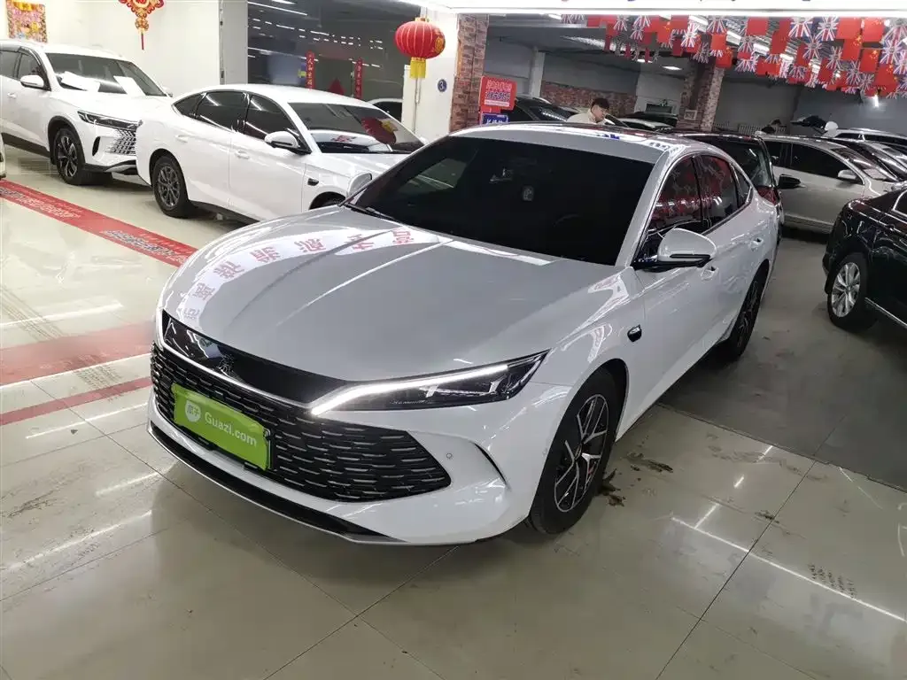 BYD Qin L — фото 8