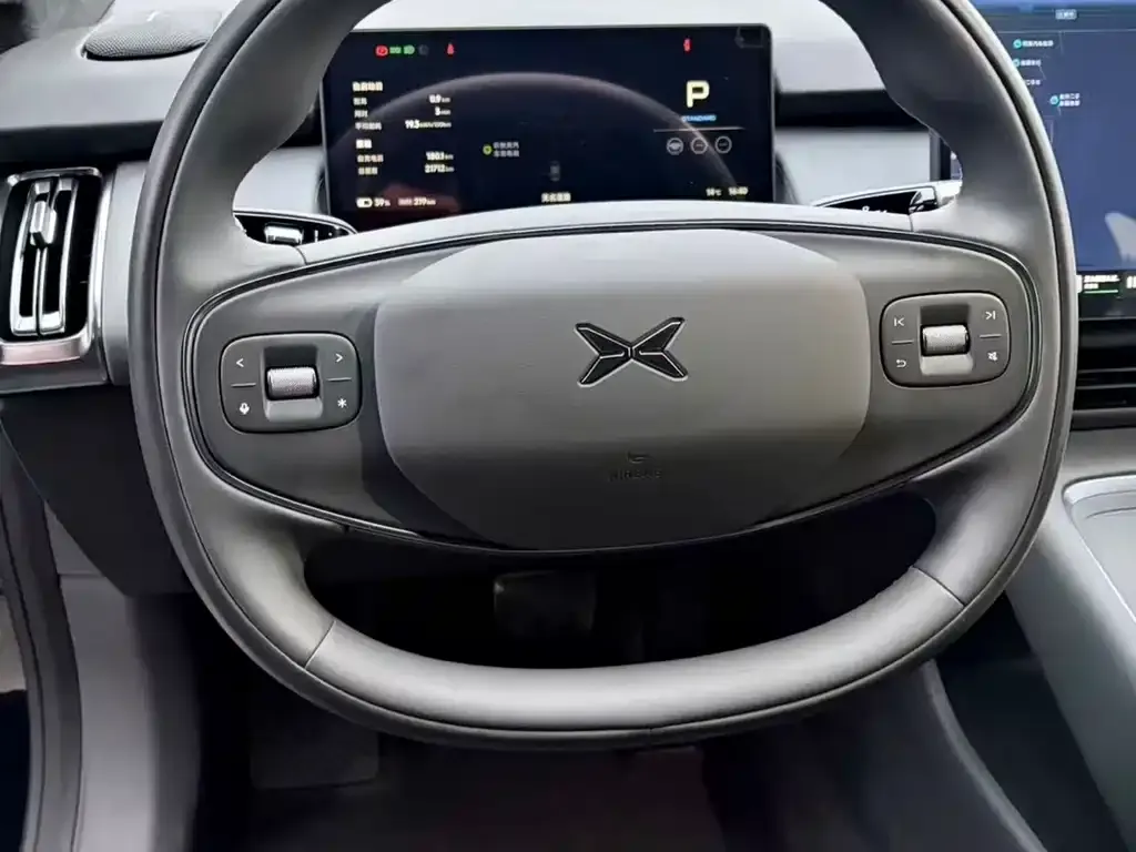 XPeng P7+ — фото 8