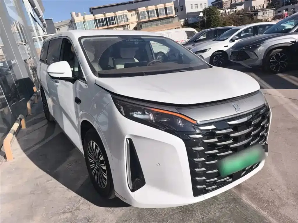 BYD Xia 2025 из CN, фото 9