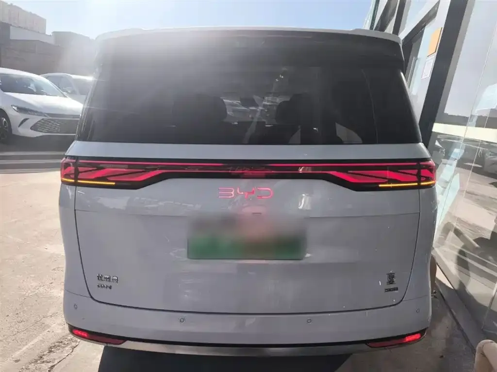 BYD Xia 2025 из CN, фото 6