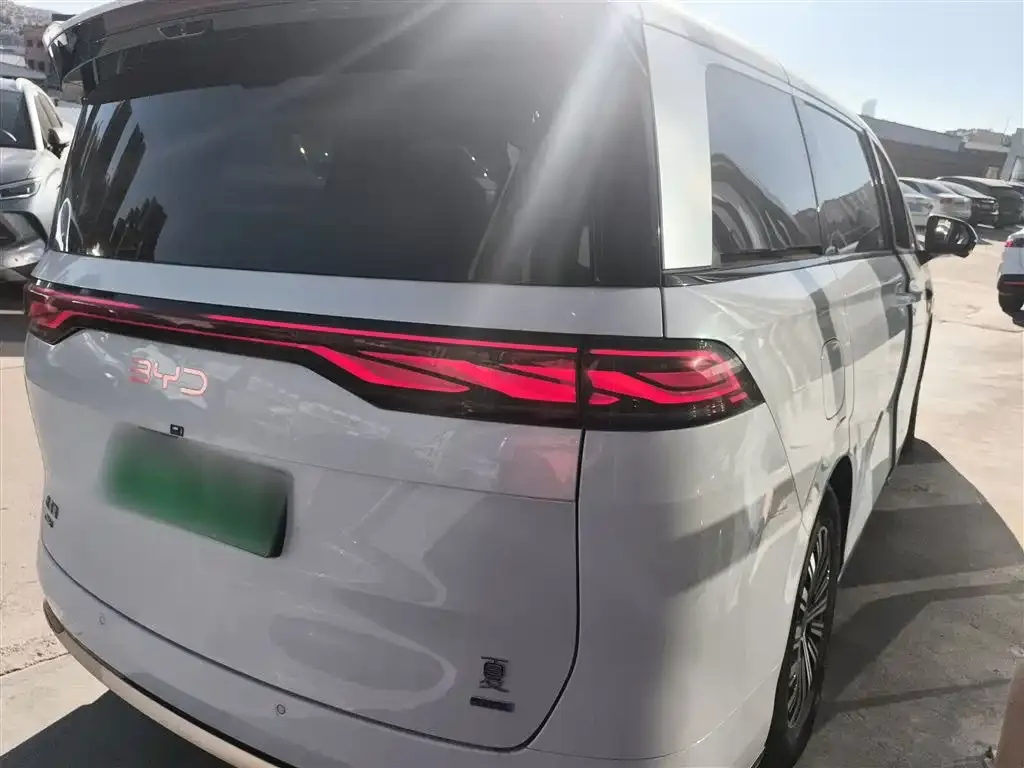 BYD Xia 2025 из CN, фото 2