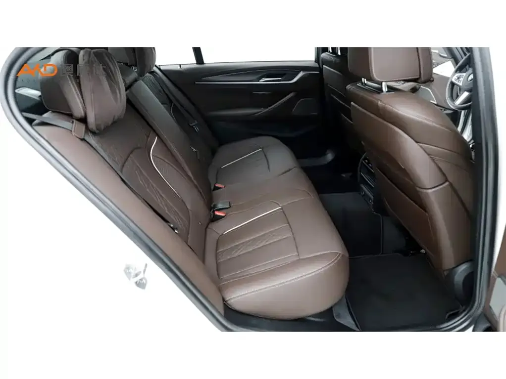BMW 5 Series New Energy — фото 8