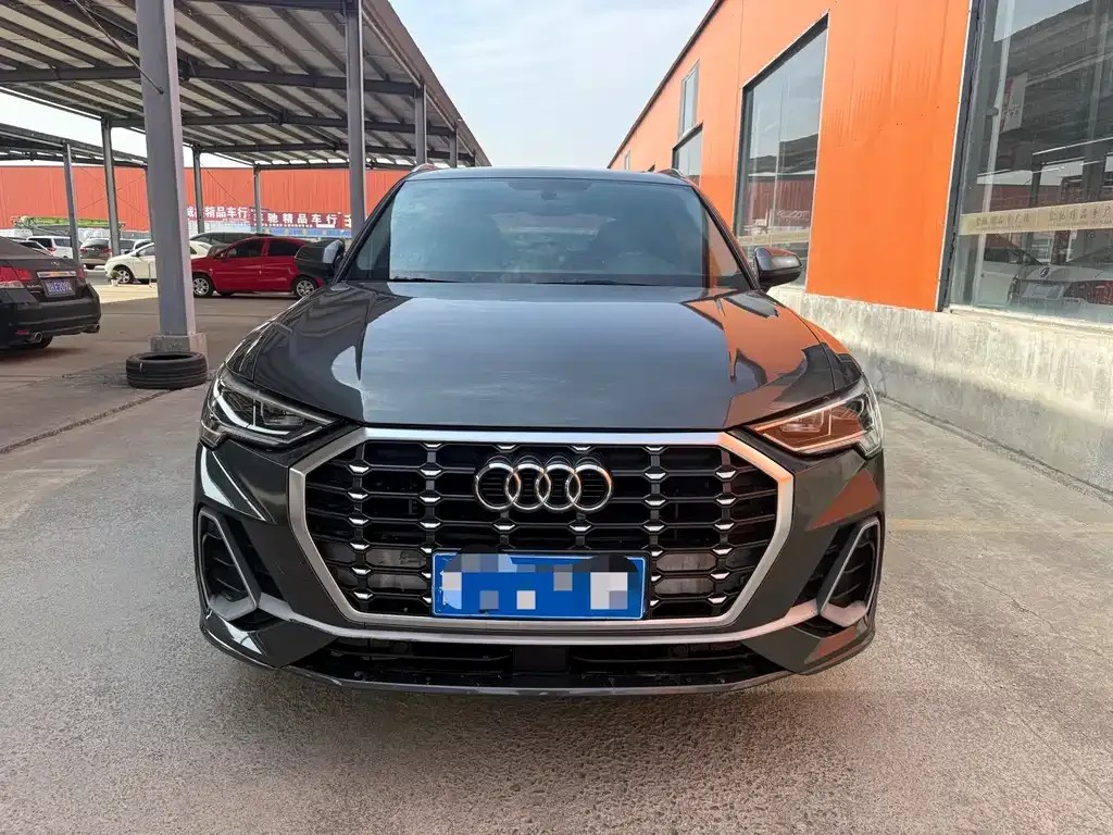 Audi Q3 2021 из CN, фото 5