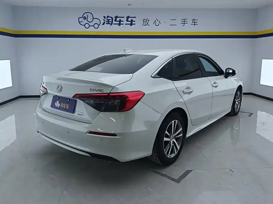 Honda Civic 2023 из CN, фото 10