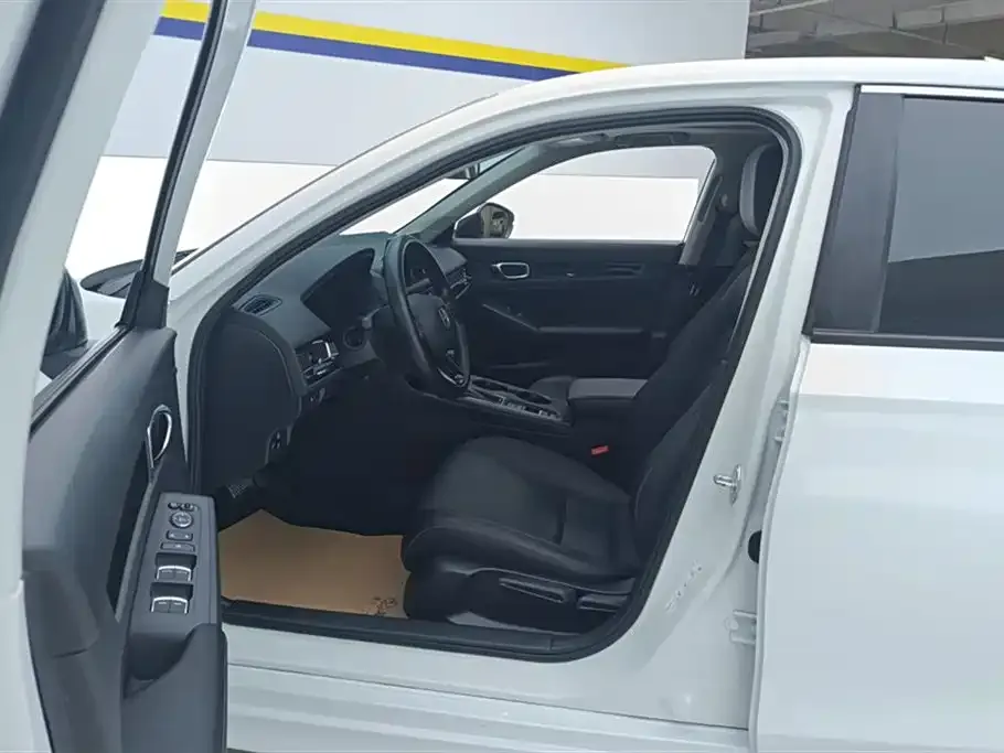 Honda Civic 2023 из CN, фото 3