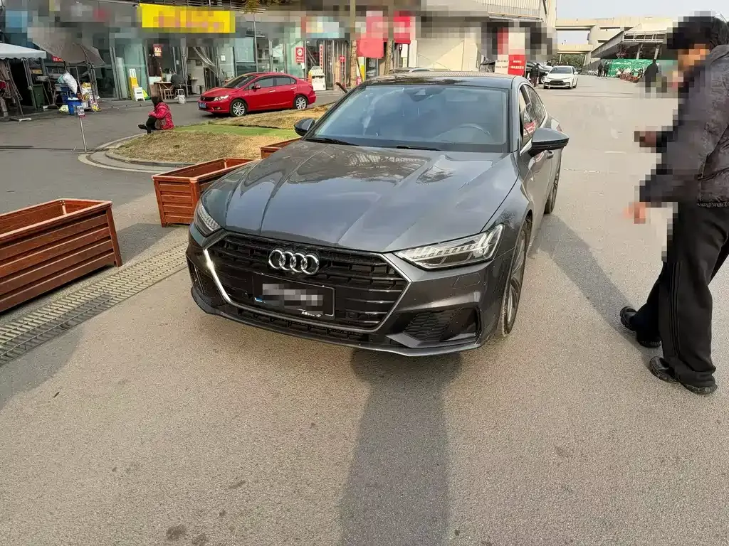 Audi A7 2022 из CN, фото 1