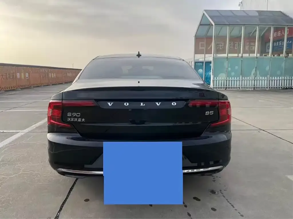 Volvo S90 — фото 2