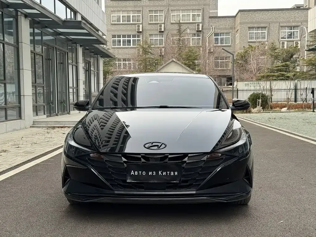 Hyundai Elantra 2023 из CN, фото 9