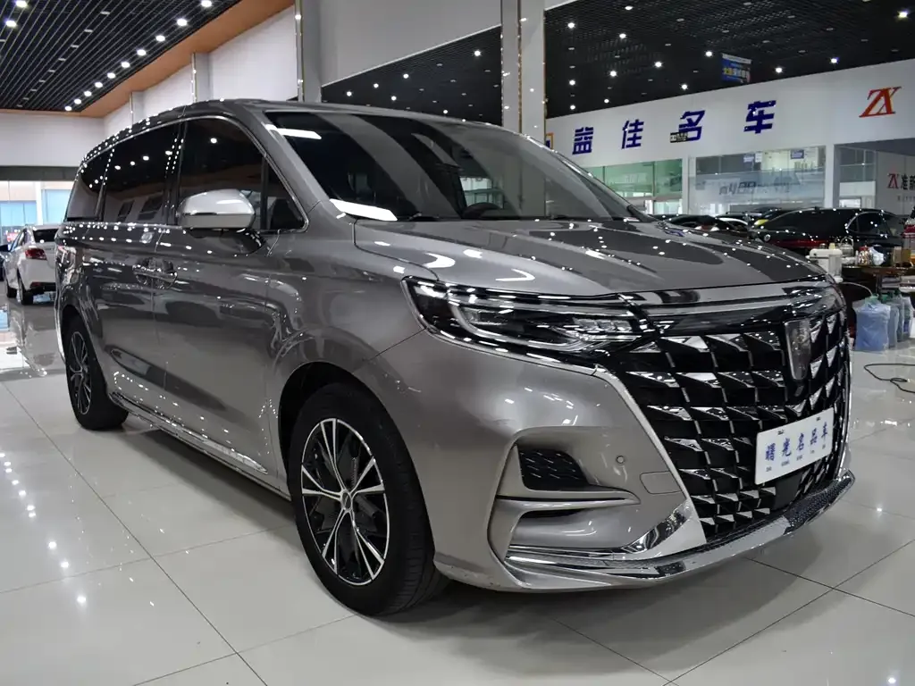 Roewe iMAX8 — фото 3