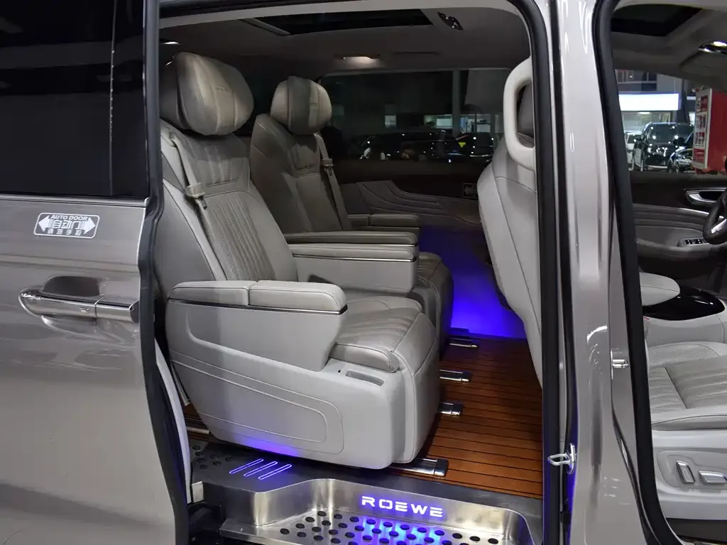 Roewe iMAX8 — фото 6