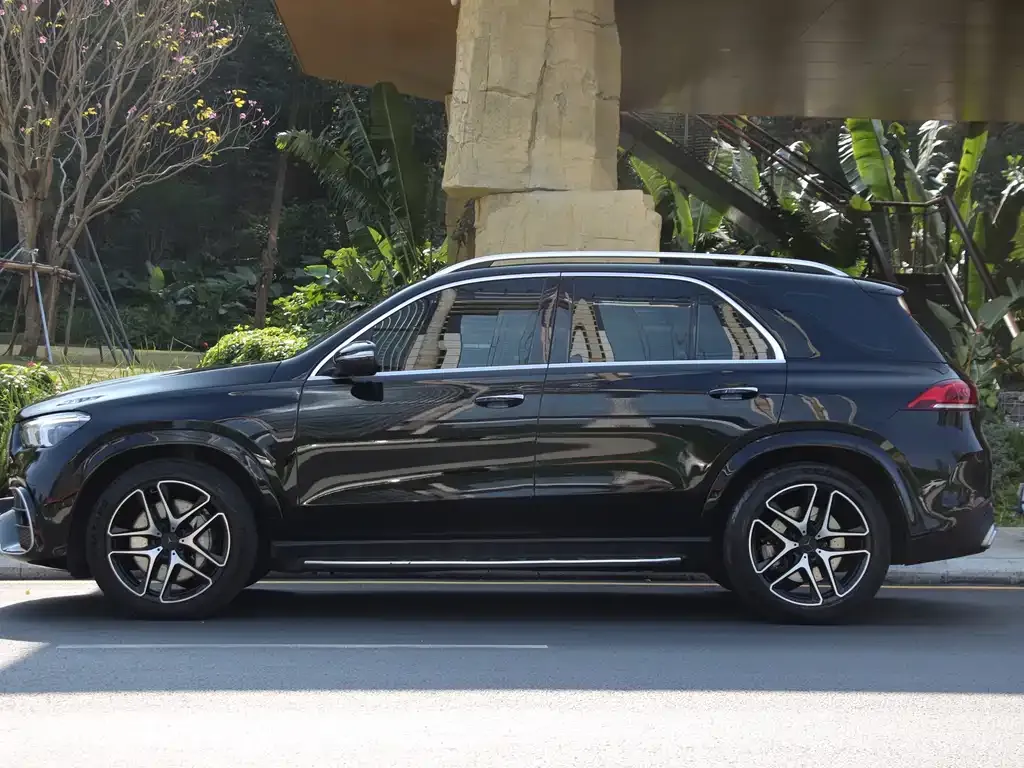 Mercedes-Benz GLE AMG — фото 9