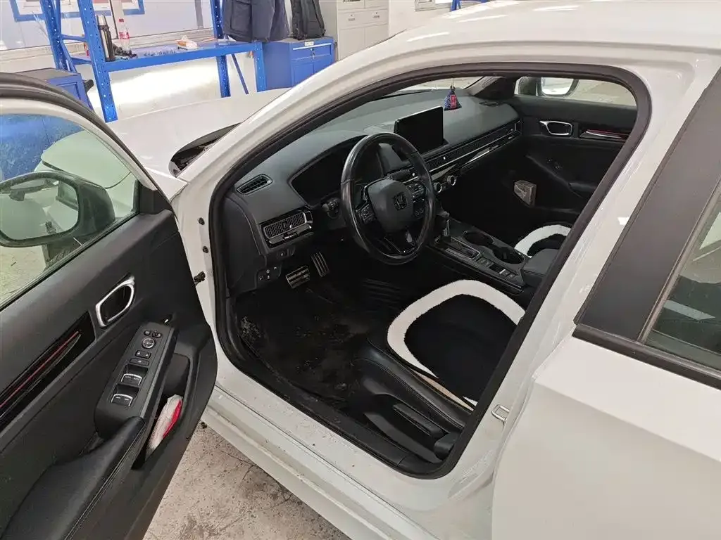 Honda Civic — фото 7