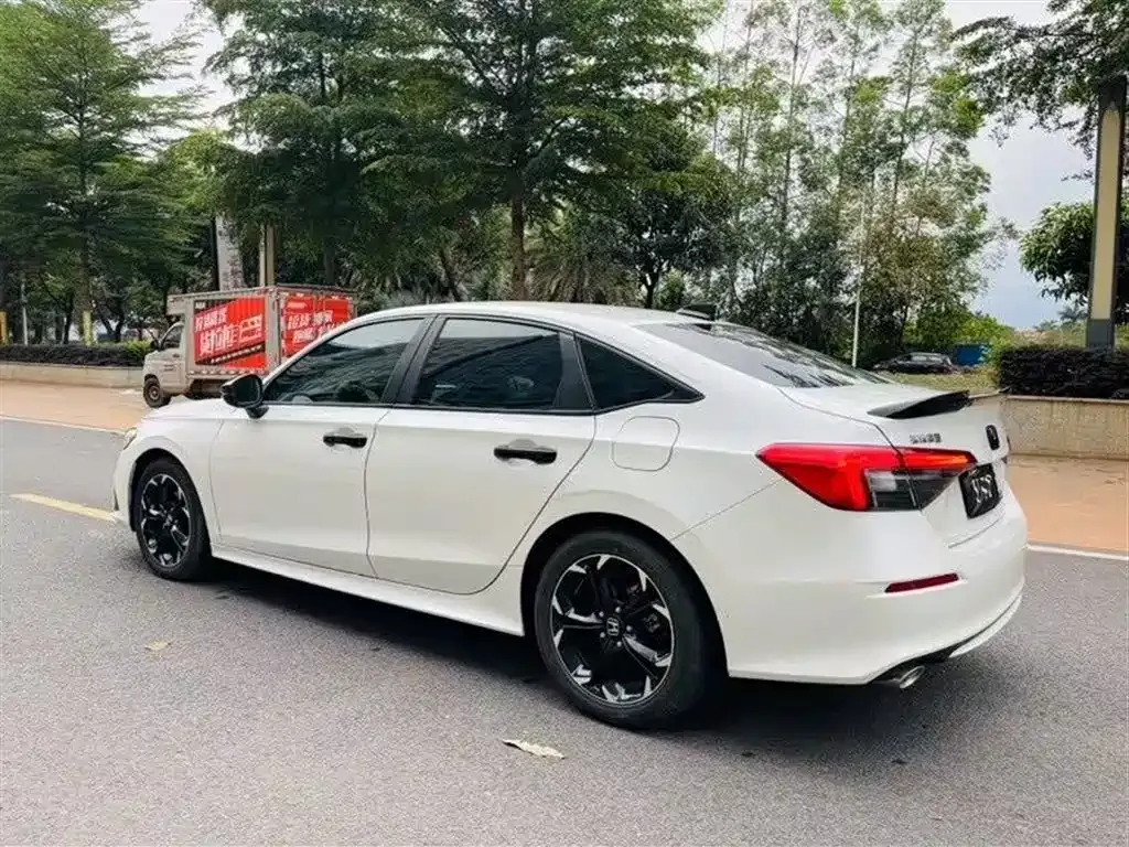 Honda Civic — фото 6