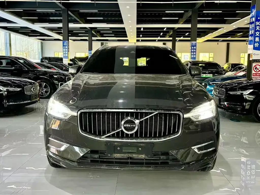 Volvo XC60 2021 из CN, фото 7