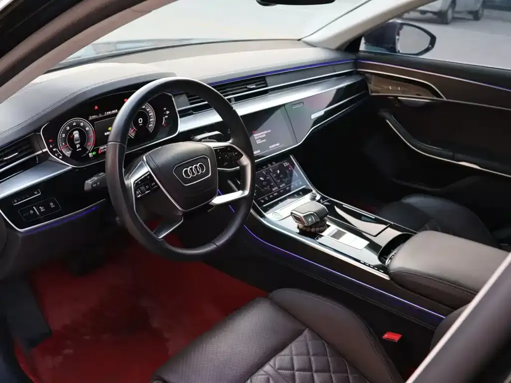 Audi A8 — фото 3
