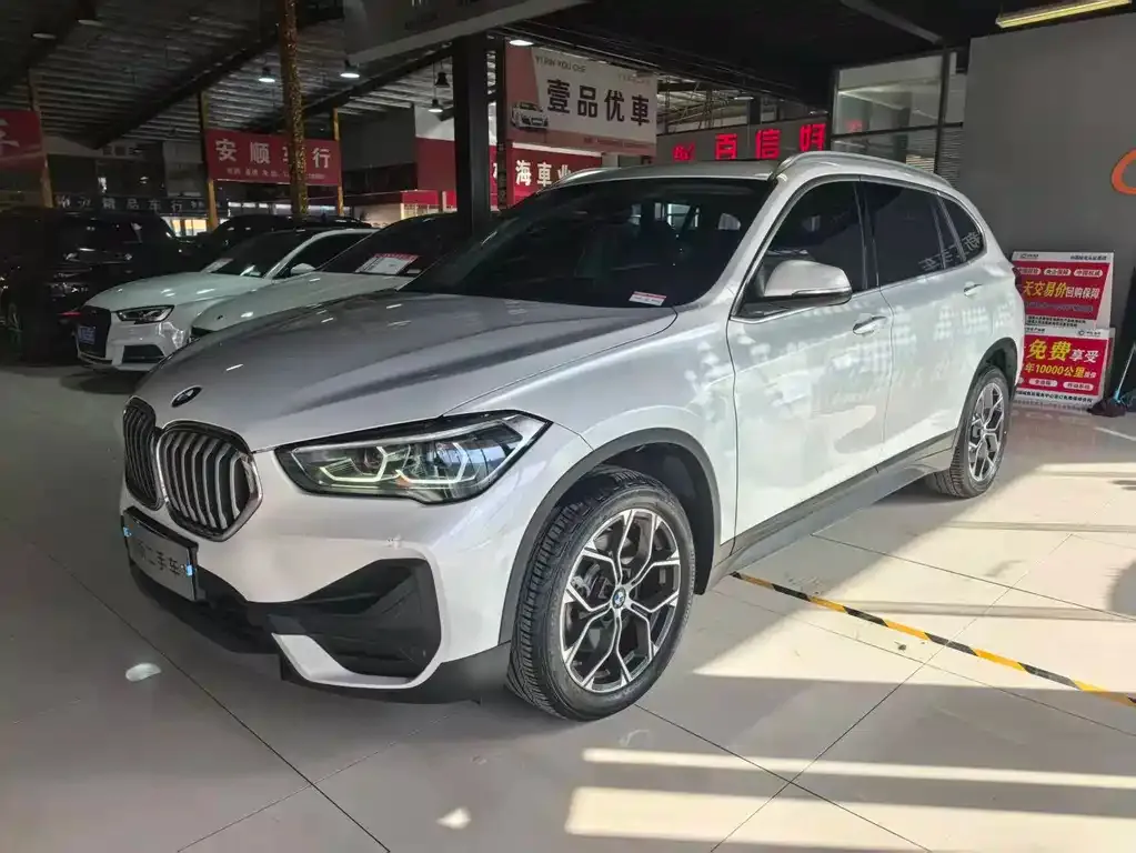 BMW X1 2021 из CN, фото 8