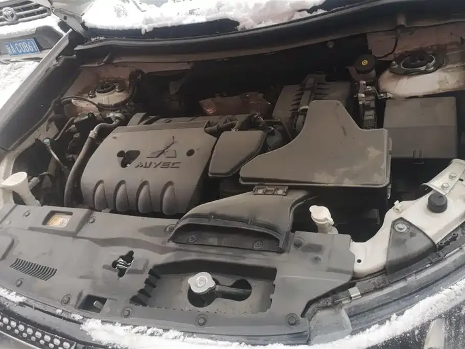 Mitsubishi Outlander 2021 из CN, фото 8