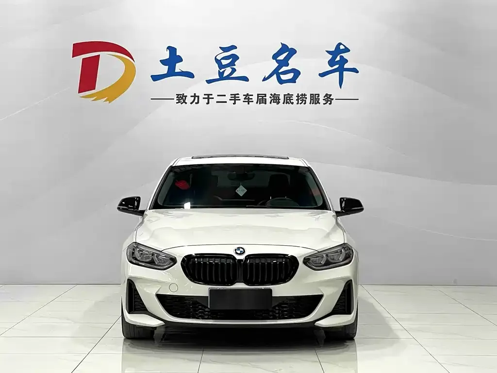 BMW 1 Series 2022 из CN, фото 4