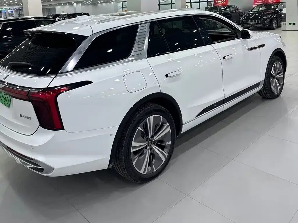 Hongqi E-HS9 — фото 10