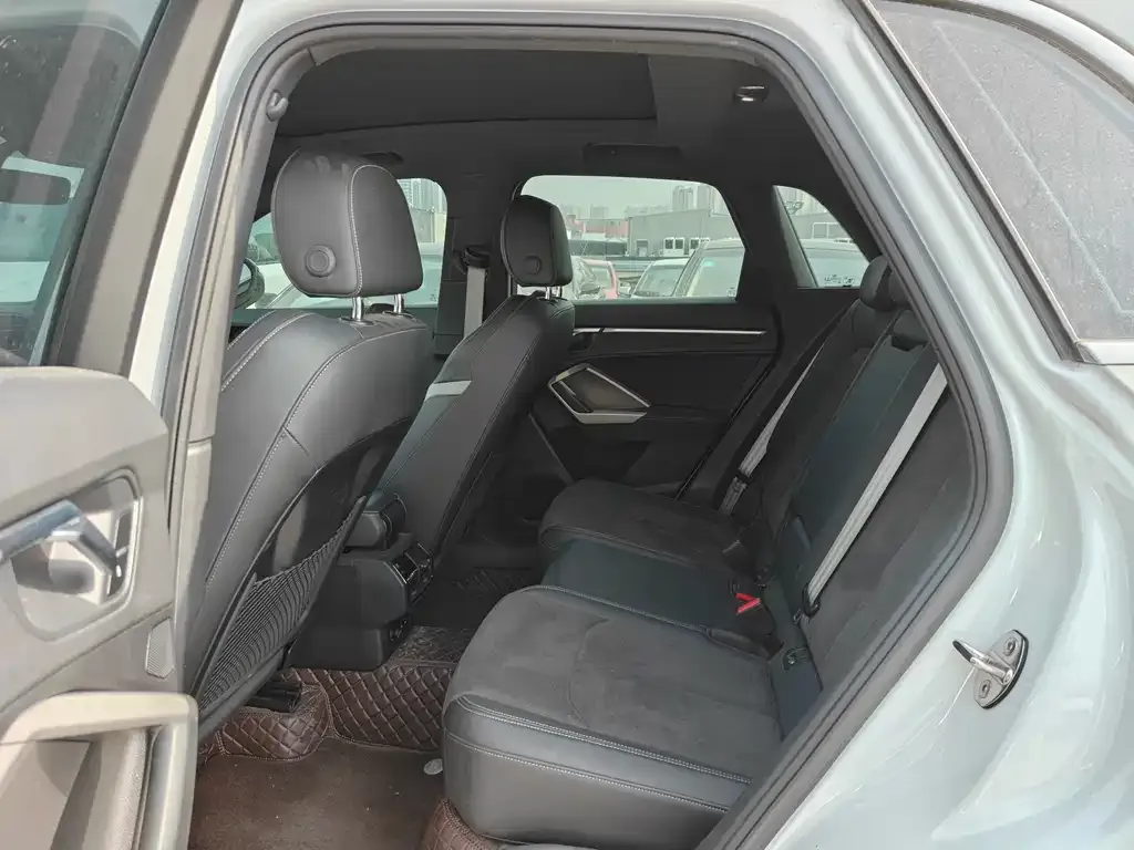 Audi Q3 2022 из CN, фото 3