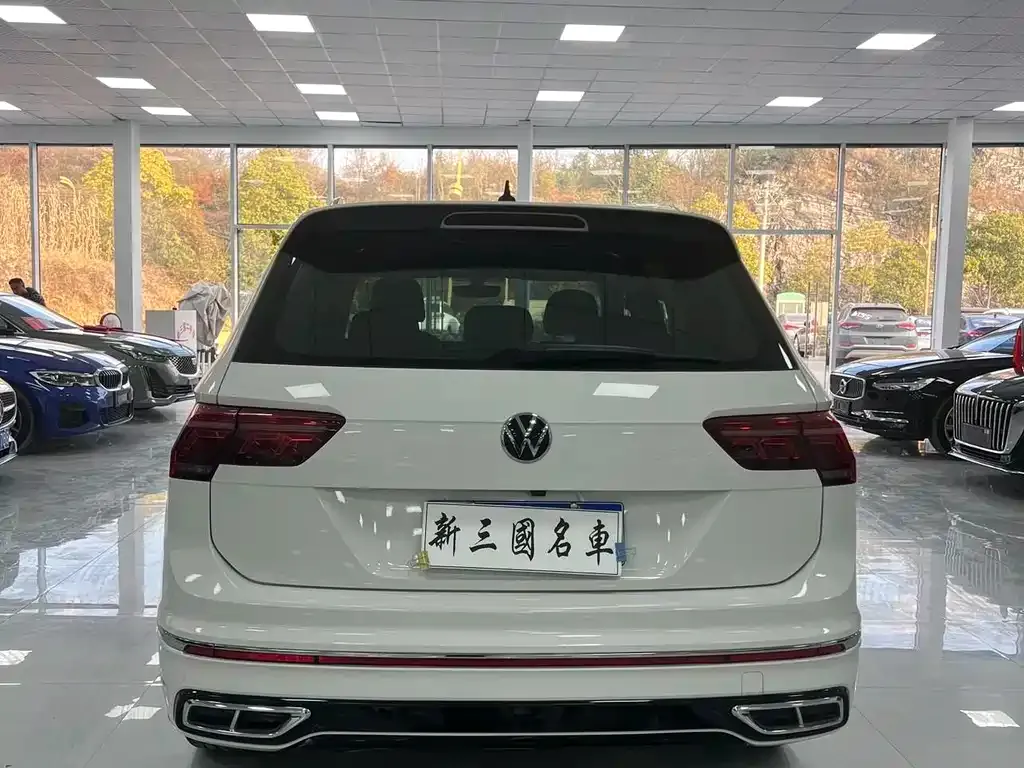 Volkswagen Tiguan L 2022 из CN, фото 10