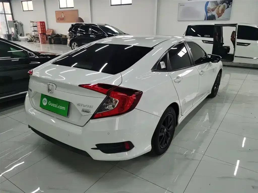 Honda Civic 2021 из CN, фото 8
