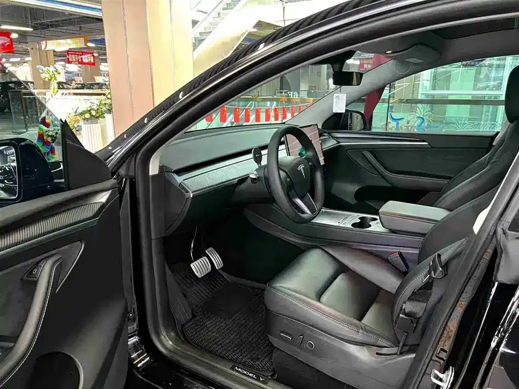 Tesla Model Y 2022 из CN, фото 6