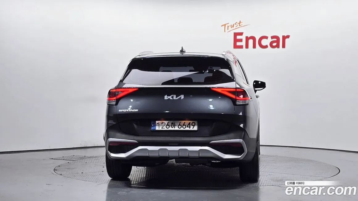 Kia Sportage — фото 8