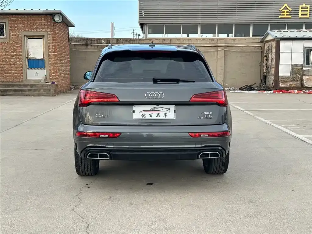 Audi Q5L 2022 из CN, фото 5