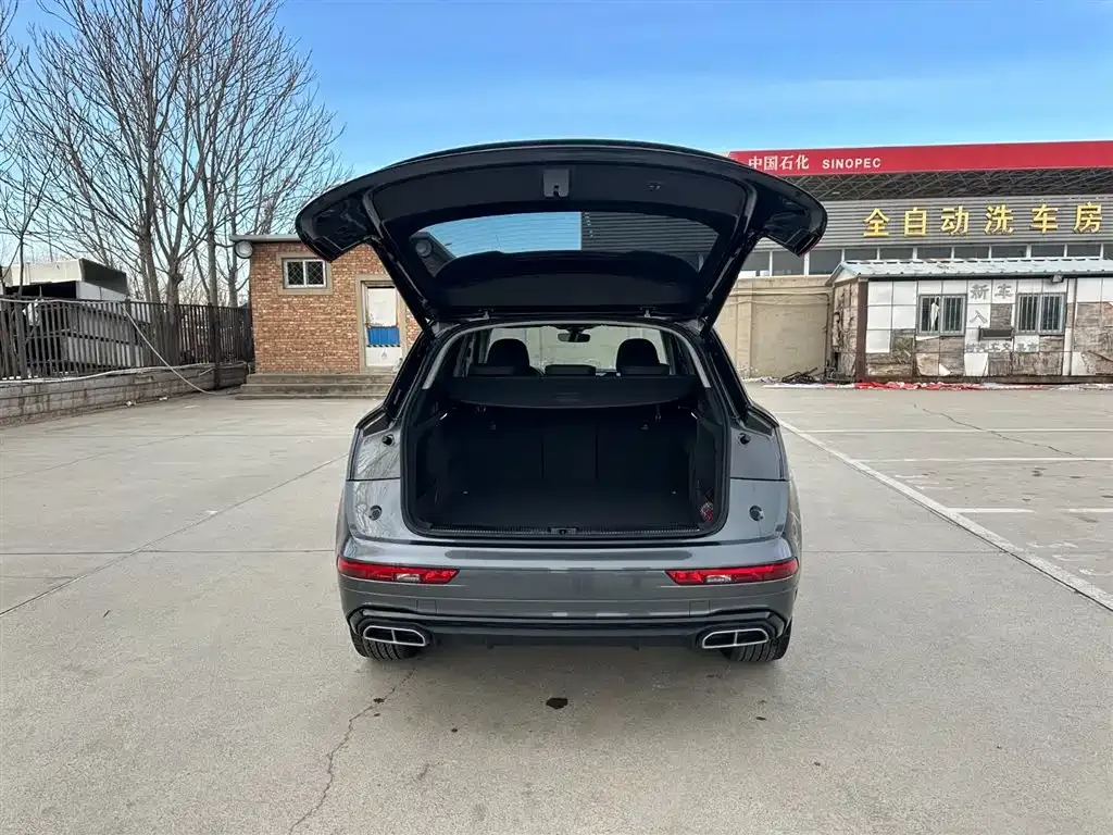 Audi Q5L 2022 из CN, фото 7