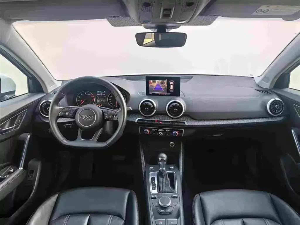 Audi Q2L 2023 из CN, фото 4