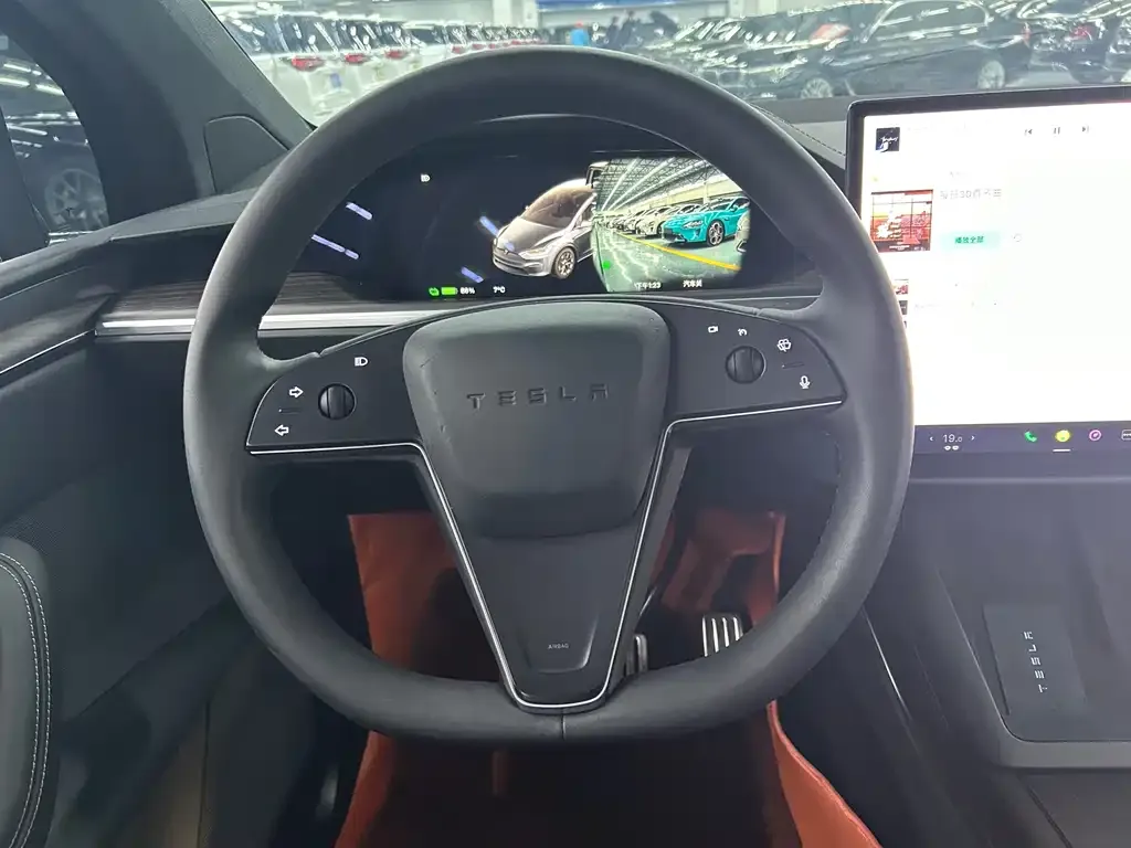 Tesla Model X 2024 из CN, фото 9