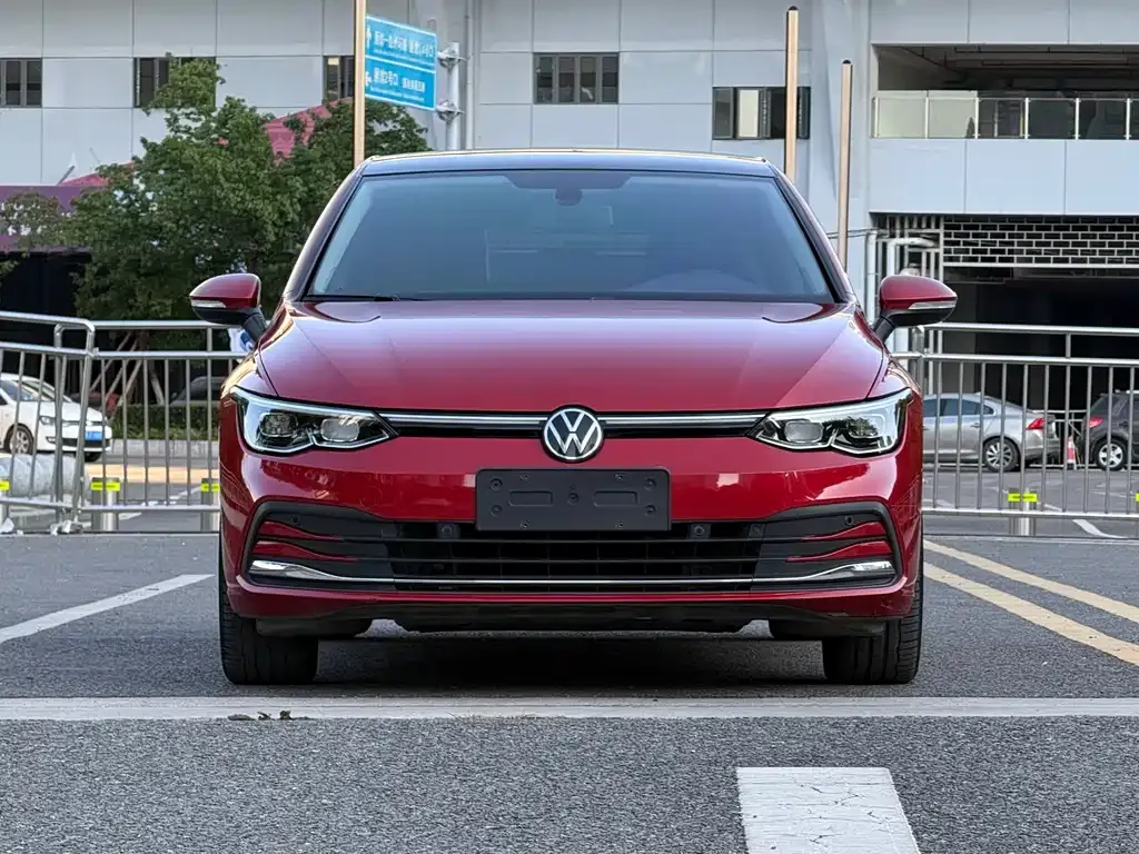 Volkswagen Golf 2022 из CN, фото 8